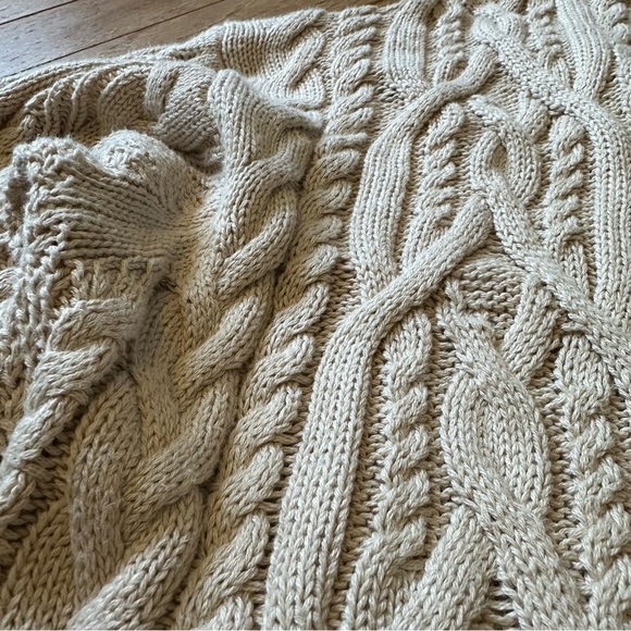 J. Crew Cableknit Chunky Fishermans Button Front Cardigan Womens Medium - Picture 4 of 8